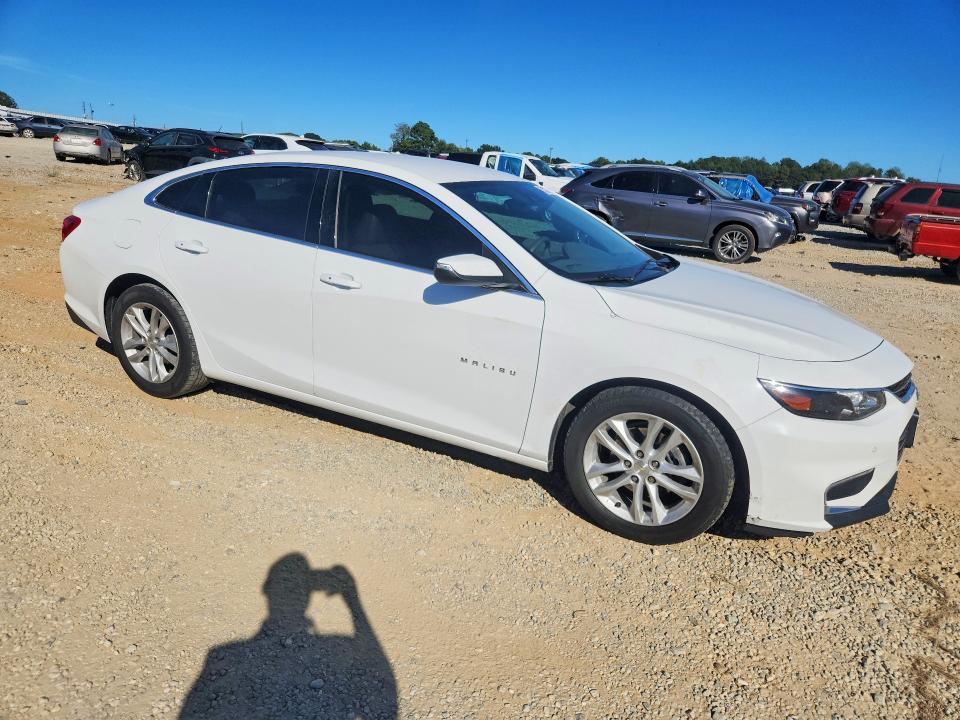 Photo 4 from auction – 2017 CHEVROLET MALIBU with VIN 1G1ZJ5SU2HF182173