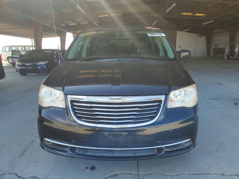 Photo 5 from auction – 2013 CHRYSLER TOWN & COUNTRY with VIN 2C4RC1BG5DR793595
