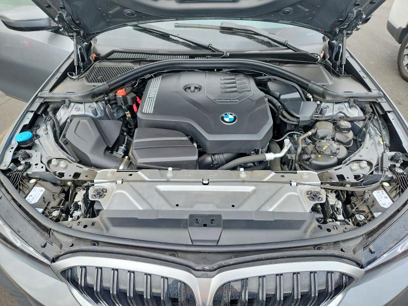 Photo 11 from auction – 2023 BMW 330XI with VIN 3MW89FF04P8D78242