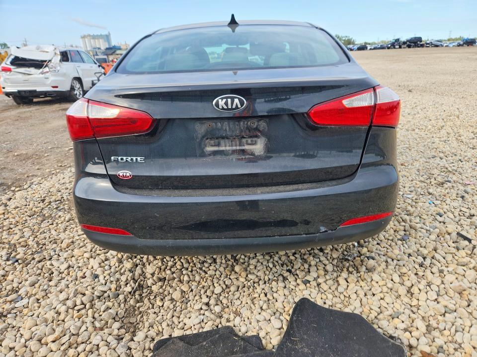 Photo 6 from auction – 2016 KIA FORTE with VIN KNAFK4A61G5521771
