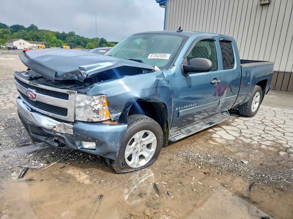 2007 CHEVROLET SILVERADO - Търг №67342506