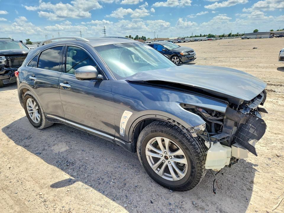 Photo 4 from auction – 2017 INFINITI QX70 with VIN JN8CS1MW5HM412144
