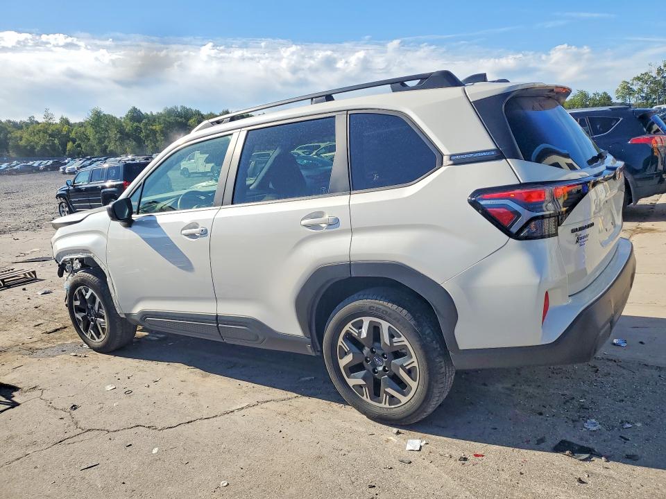 Photo 2 from auction – 2025 SUBARU FORESTER with VIN JF2SLDBC2SH451032