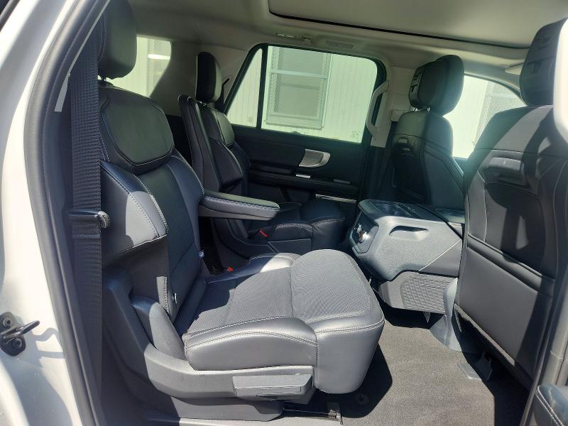 Photo 11 from auction – 2026 FORD EXPEDITION with VIN 1FMJK1M86TEA22821
