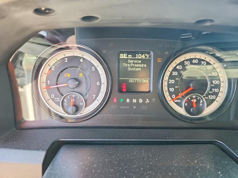 Photo 9 from auction – 2018 RAM 1500 with VIN 1C6RR6GG4JS322351