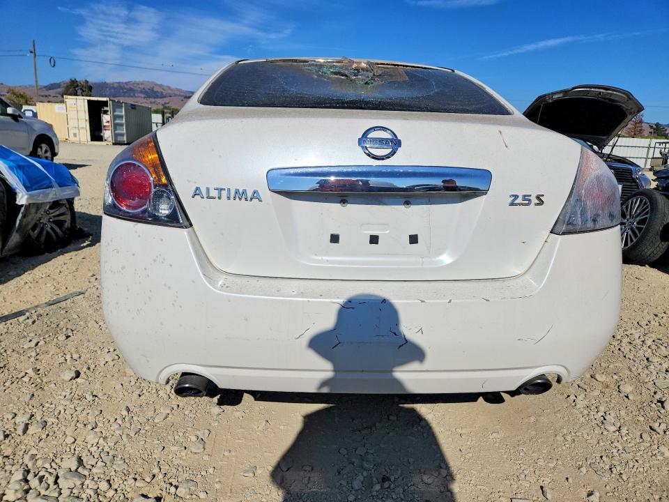 Photo 6 from auction – 2010 NISSAN ALTIMA with VIN 1N4AL2AP6AN442116