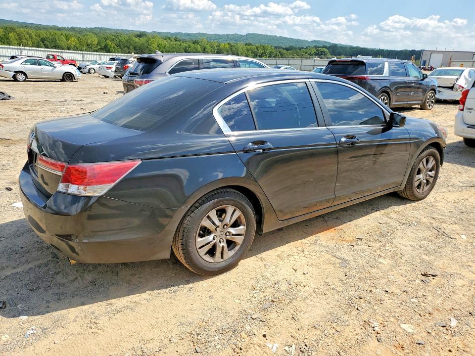Фото 3 с аукциона – 2012 HONDA ACCORD с VIN 1HGCP2F44CA150871