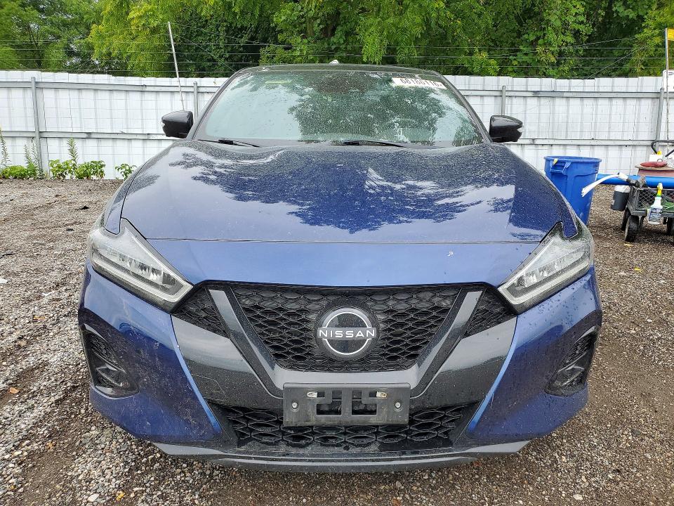 Photo 5 from auction – 2023 NISSAN MAXIMA with VIN 1N4AA6EV5PC506365