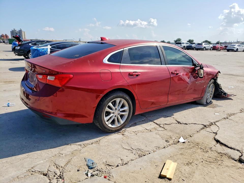 Photo 3 from auction – 2017 CHEVROLET MALIBU with VIN 1G1ZE5ST3HF237001