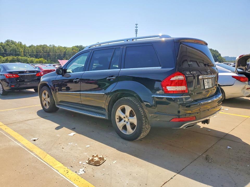 Photo 2 from auction – 2010 MERZ GL CLASS GL450 4D SU with VIN 4JGBF7BE9AA556579