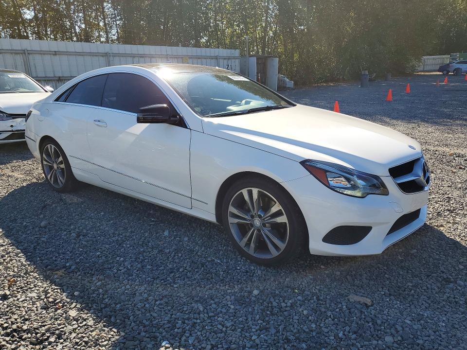 Photo 4 from auction – 2014 MERCEDES-BENZ E with VIN WDDKJ5KB2EF266020