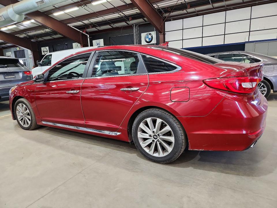 Photo 2 from auction – 2016 HYUNDAI SONATA with VIN 5NPE34AF2GH431847