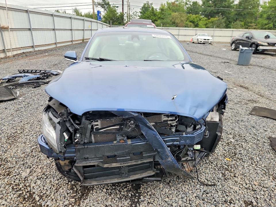 Photo 5 from auction – 2019 LINCOLN MKZ with VIN 3LN6L5F98KR623353