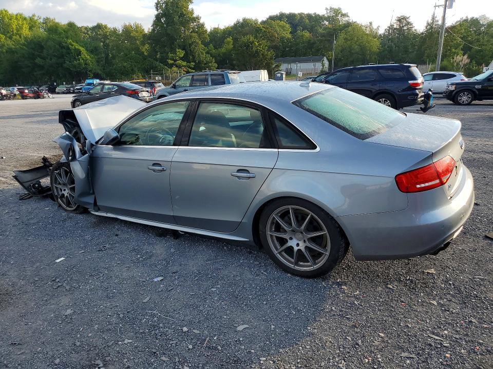 Снимка 2 от търг – 2011 AUDI A4 с VIN WAUMFAFL2BN007655