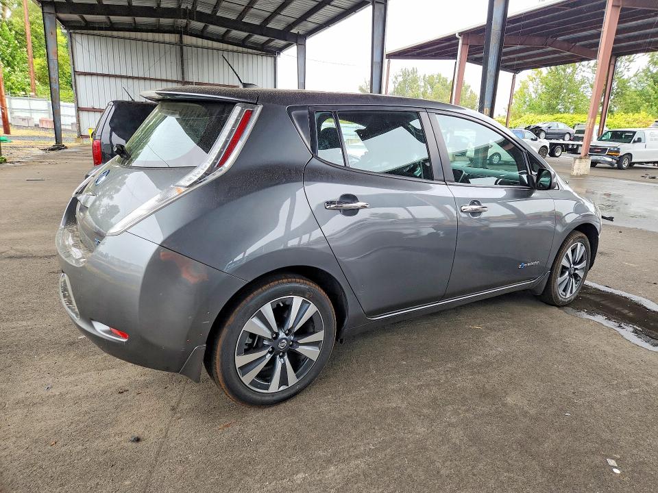 Фото 3 с аукциона – 2017 NISSAN LEAF с VIN 1N4BZ0CPXHC303097