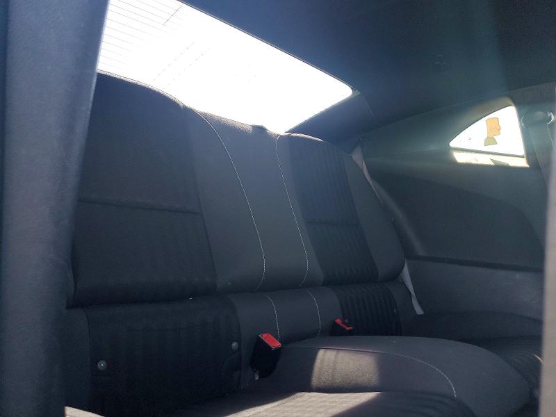 Photo 10 from auction – 2014 CHEVROLET CAMARO with VIN 2G1FE1E3XE9281993
