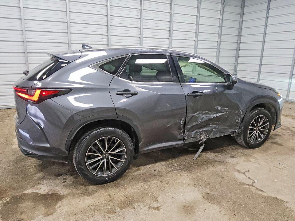 Photo 3 from auction – 2023 LEXUS NX with VIN JTJADCAZ8P5013130