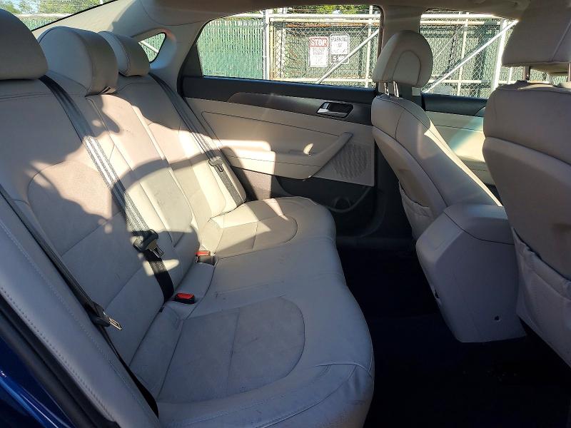 Снимка 10 от търг – 2017 HYUNDAI SONATA с VIN 5NPE34AFXHH595428