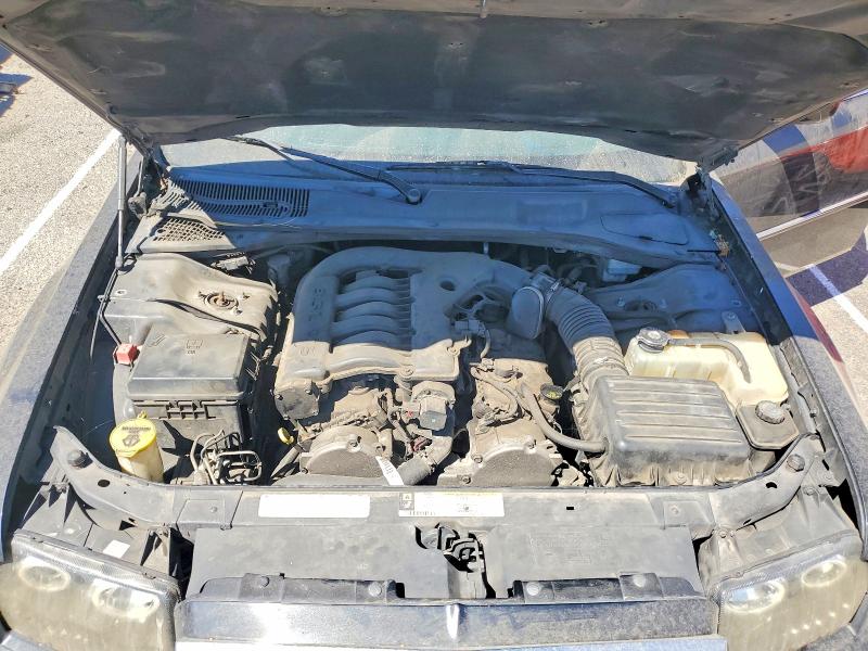 Photo 11 from auction – 2009 CHRYSLER 300 with VIN 2C3LA53V09H554411