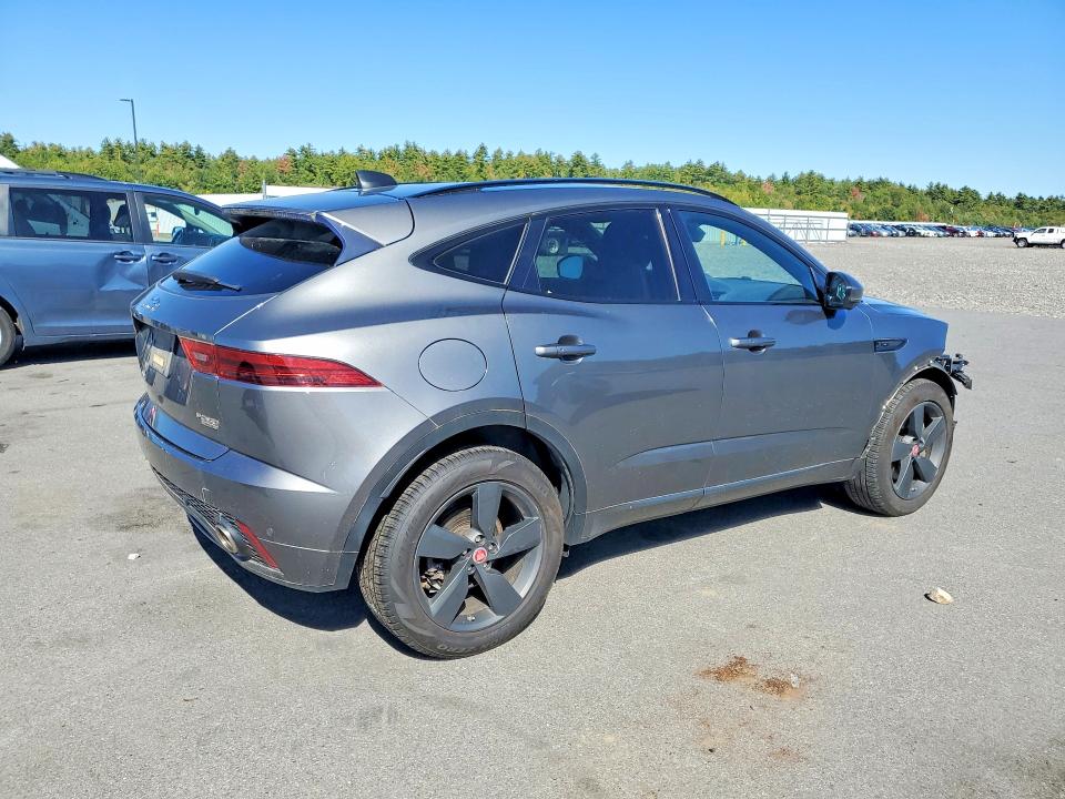 Zdjęcie 3 z aukcji – 2020 JAGUAR E-PACE z VIN SADF12FX2L1Z81863