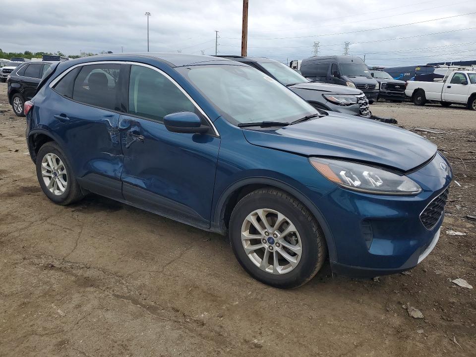 Photo 4 from auction – 2020 FORD ESCAPE with VIN 1FMCU0G60LUA99438