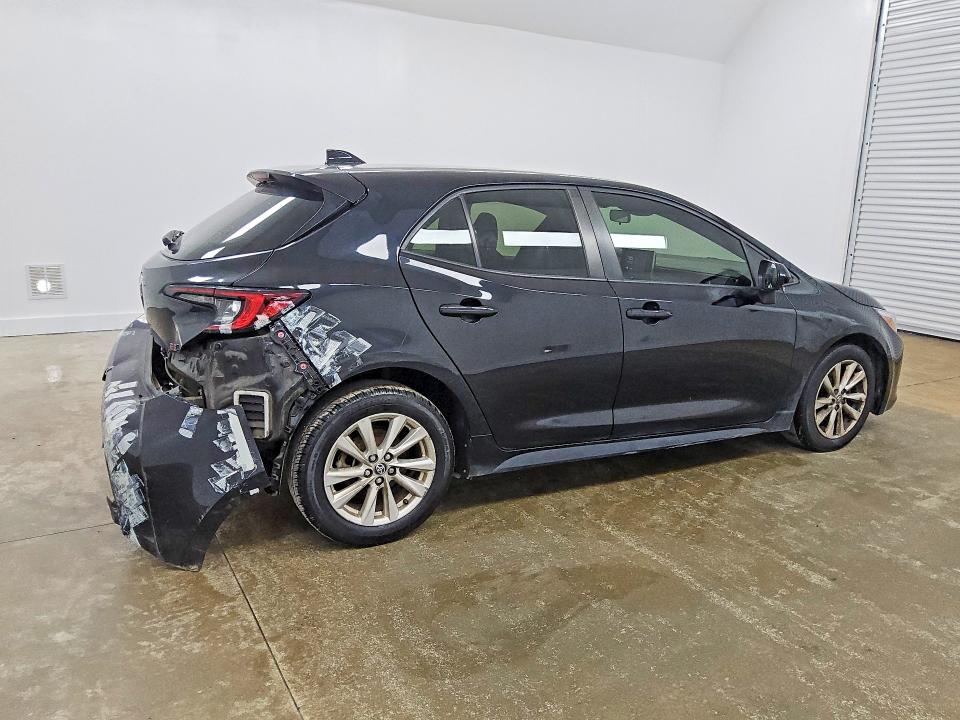 Снимка 3 от търг – 2023 TOYOTA COROLLA HATCHBACK с VIN JTND4MBE3P3198258