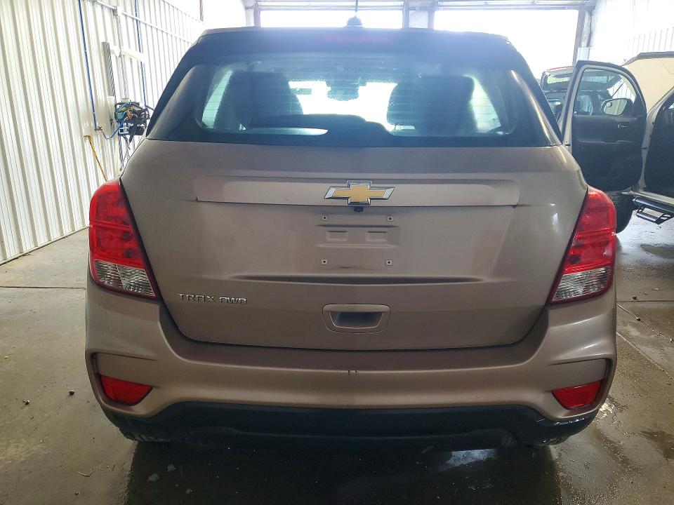 Снимка 6 от търг – 2018 CHEVROLET TRAX с VIN 3GNCJNSB3JL388603
