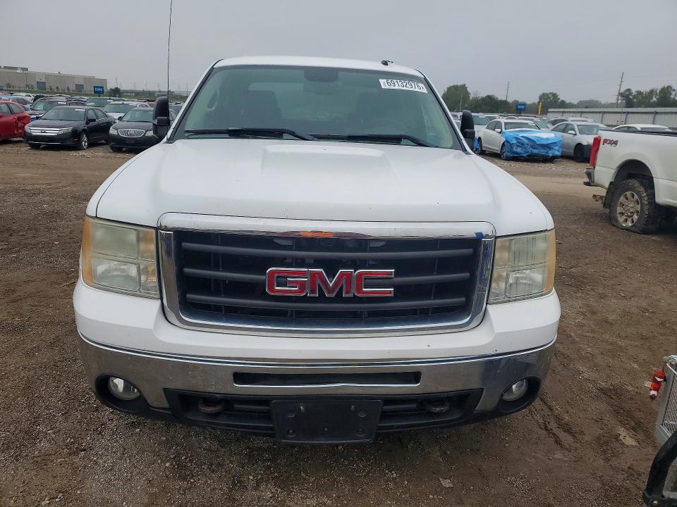 Photo 5 from auction – 2007 GMC NEW SIERRA with VIN 2GTFK13Y771662541