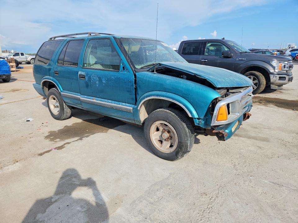 Photo 4 from auction – 1996 CHEVROLET BLAZER with VIN 1GNCS13W6T2168139