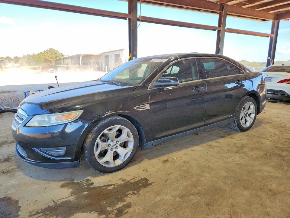 FORD TAURUS 2012 with VIN 1FAHP2EW6CG136254 - Photo from auction