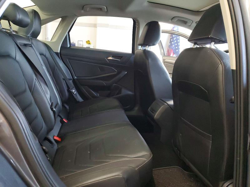 Photo 10 from auction – 2024 VOLKSWAGEN JETTA with VIN 3VWGM7BU0RM055891