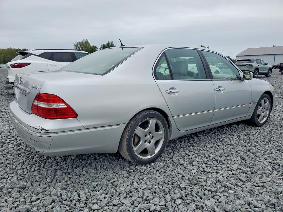 Photo 3 from auction – 2004 LEXUS LS with VIN JTHBN36F840132967