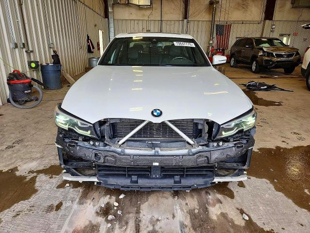 Zdjęcie 5 z aukcji – 2019 BMW 330I z VIN WBA5R1C55KAK11486