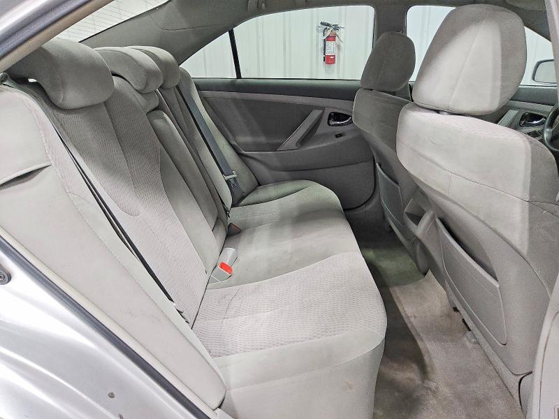 Photo 10 from auction – 2011 TOYOTA CAMRY with VIN 4T1BF3EK7BU174688