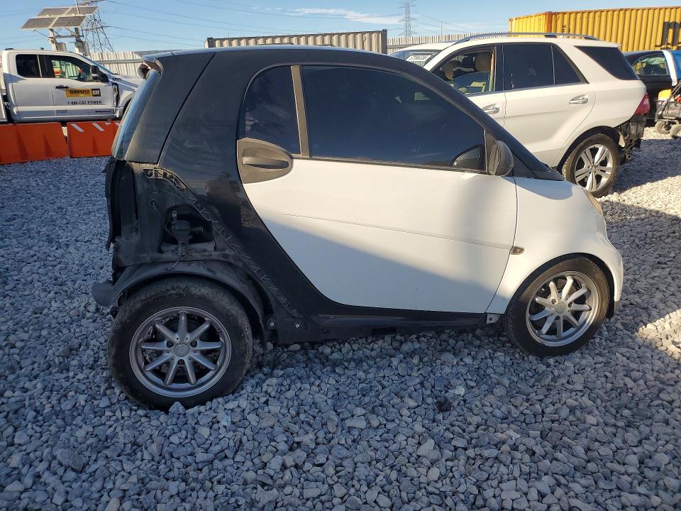 Photo 3 from auction – 2008 SMART FORTWO with VIN WMEEJ31X48K119445
