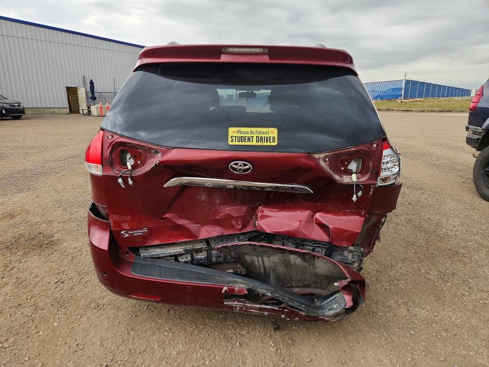 Photo 6 from auction – 2011 TOYOTA SIENNA with VIN 5TDDK3DC6BS025003