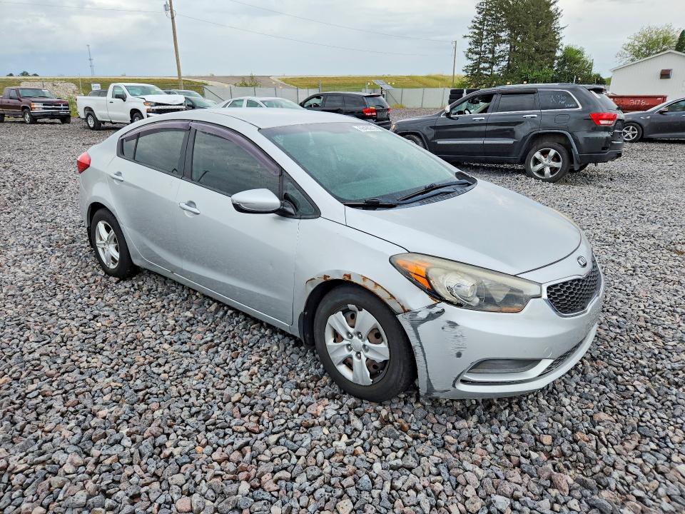 Photo 4 from auction – 2015 KIA FORTE with VIN KNAFK4A61F5370140