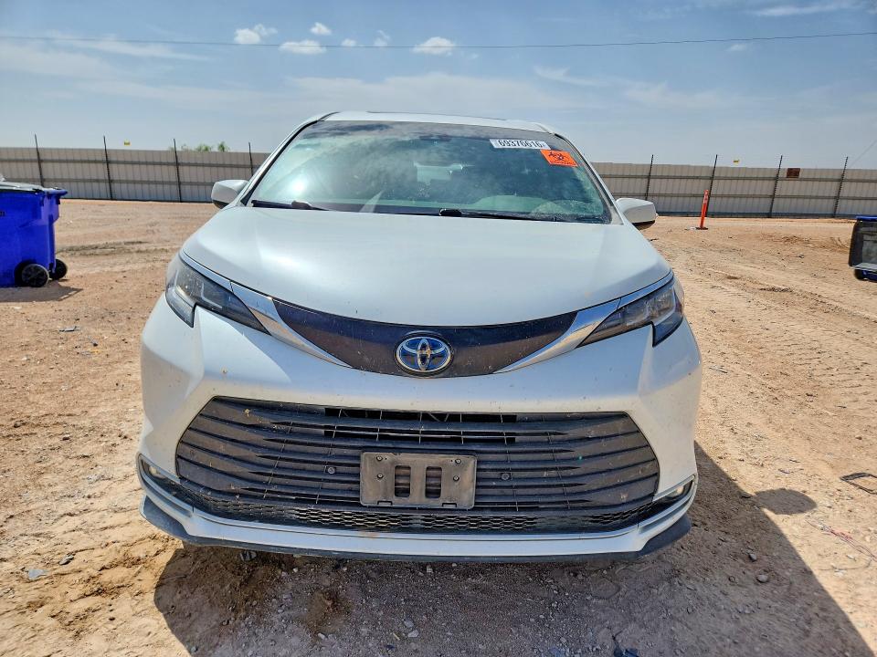 Foto 5 de la subasta – 2022 TOYOTA SIENNA con VIN 5TDYRKEC8NS078893