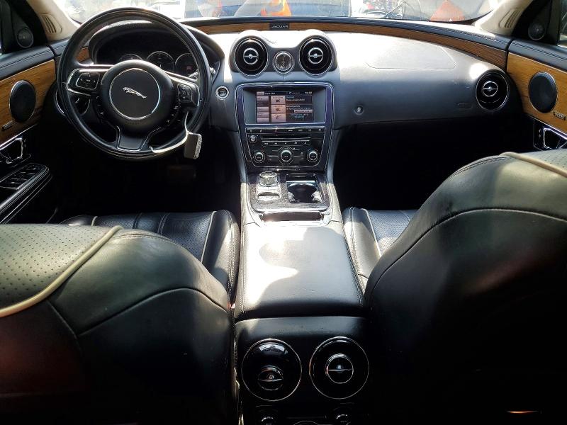 Photo 8 from auction – 2014 JAGUAR XJ with VIN SAJWA1GT6EMV60555