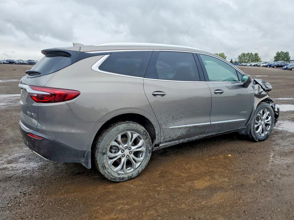 Photo 3 from auction – 2019 BUICK ENCLAVE with VIN 5GAEVCKW3KJ209628
