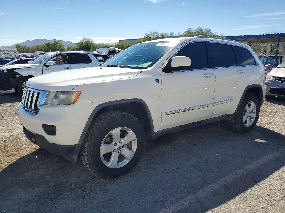 JEEP GRAND CHEROKEE 2011 with VIN 1J4RR4GT4BC608961 - Photo from auction