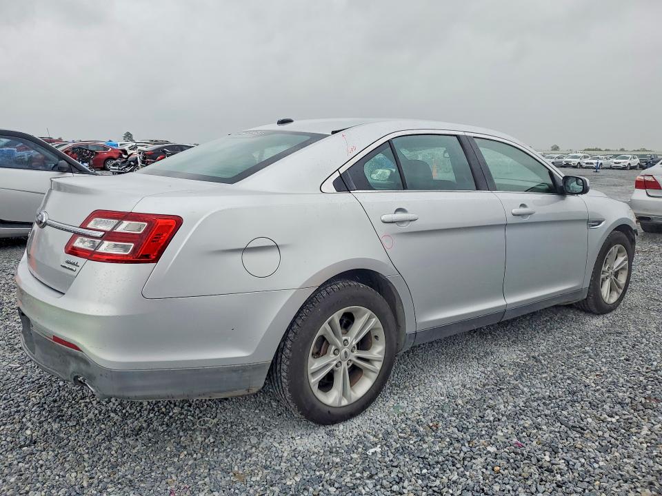 Снимка 3 от търг – 2014 FORD TAURUS с VIN 1FAHP2E8XEG181623