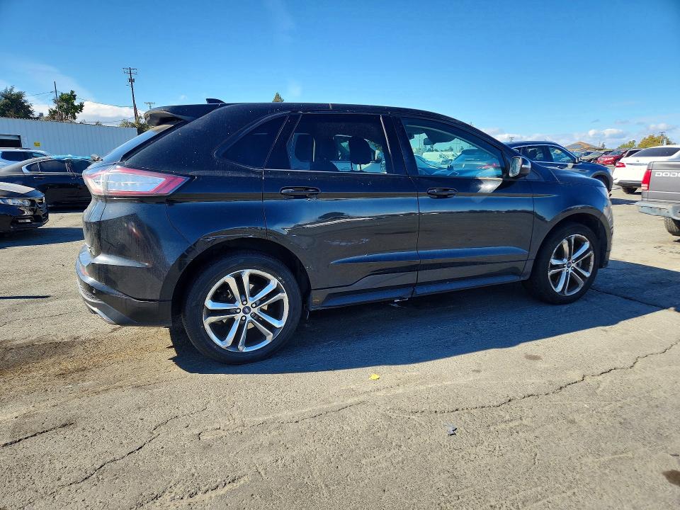 Photo 3 from auction – 2015 FORD EDGE with VIN 2FMPK3AP2FBB67615