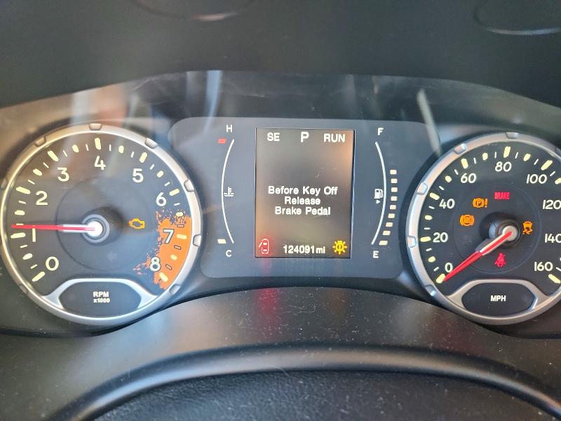 Photo 9 from auction – 2016 JEEP RENEGADE with VIN ZACCJBBT2GPD62946