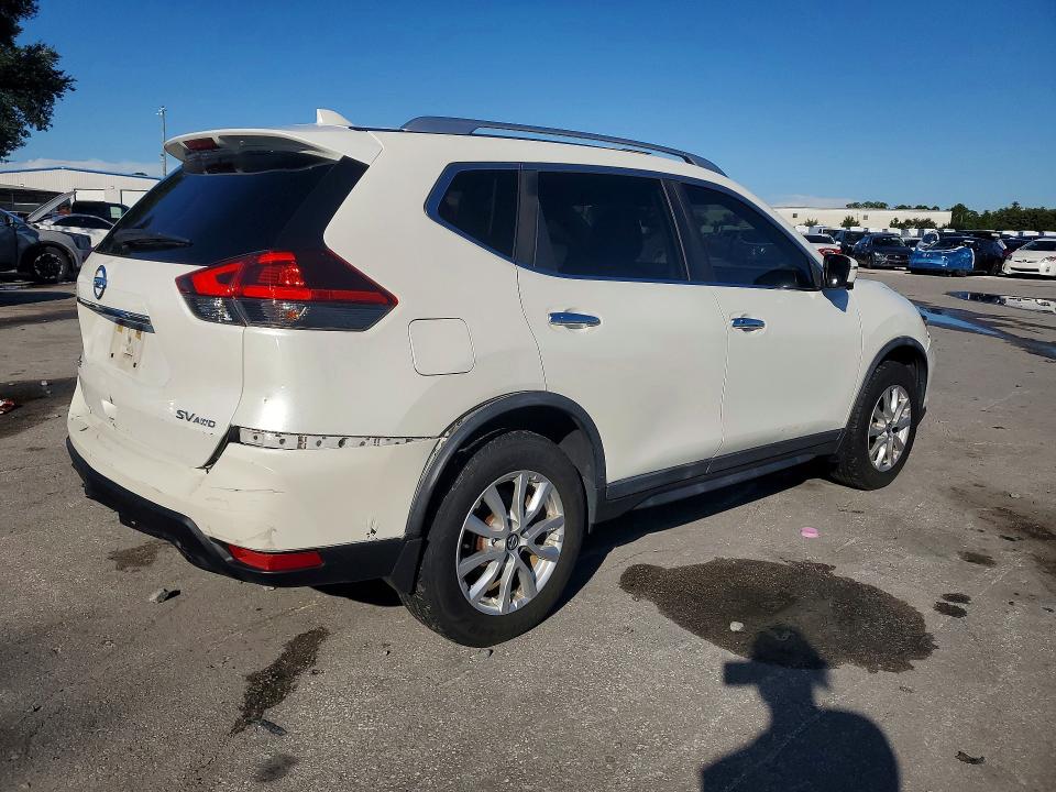 Photo 3 from auction – 2018 NISSAN ROGUE with VIN KNMAT2MV5JP508177