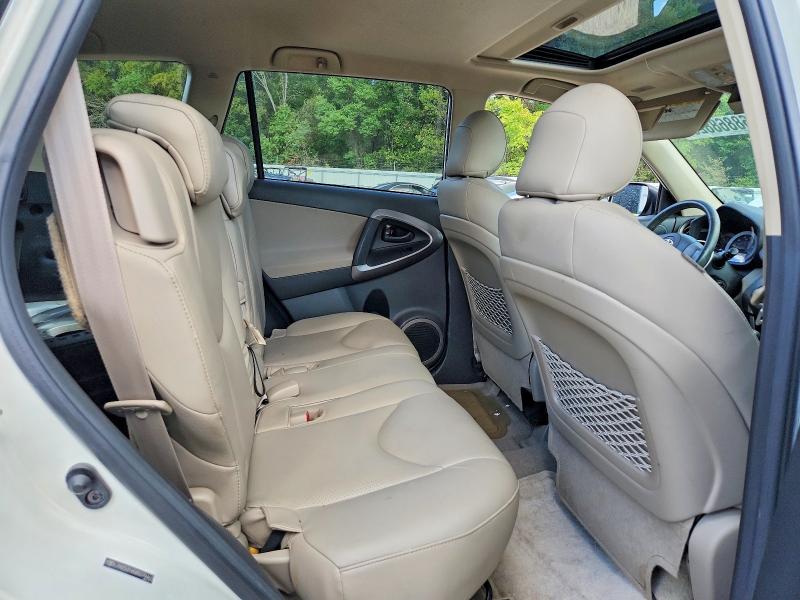 Photo 11 from auction – 2008 TOYOTA RAV4 with VIN JTMZD31V585079462