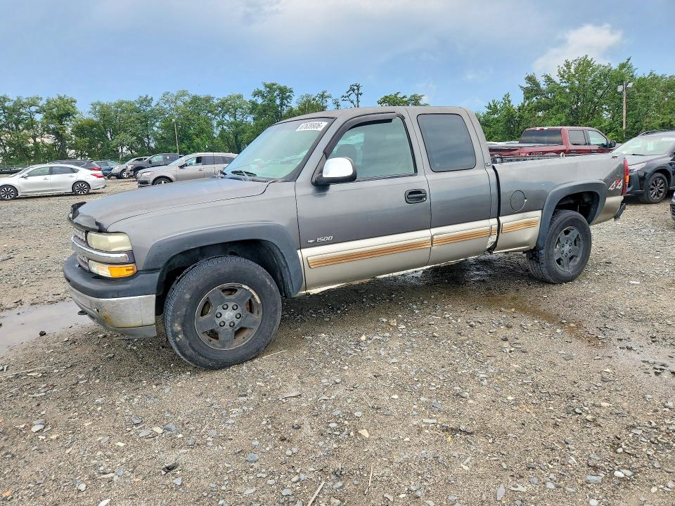 CHEVROLET SILVERADO 2001 with VIN 1GCEK19V31E315142 - Photo from auction
