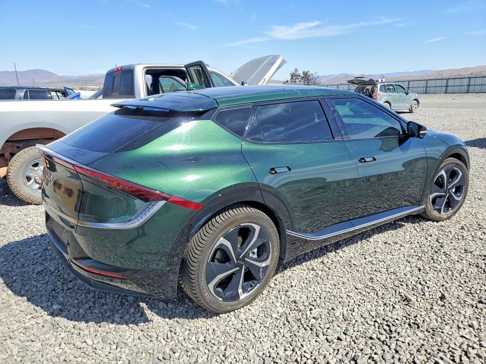 Photo 3 from auction – 2023 KIA EV6 with VIN KNDC3DLC9P5152101