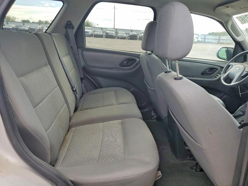 Photo 11 from auction – 2007 FORD ESCAPE with VIN 1FMYU03147KA50518