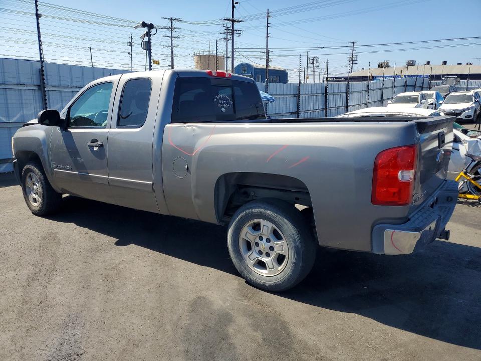 Photo 2 from auction – 2007 CHEVROLET SILVERADO with VIN 1GCEC19097Z547649